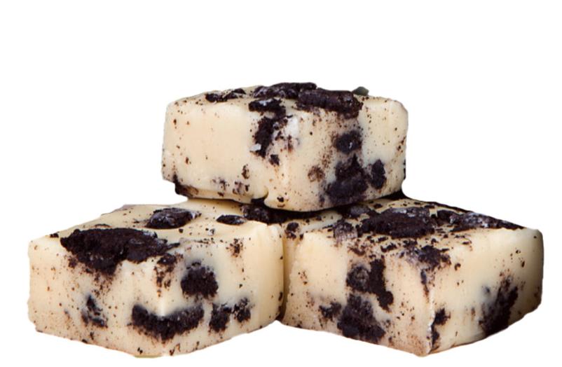 Cookie Breakup Fudge With Oreo's ... - Country Fresh Food & Confections