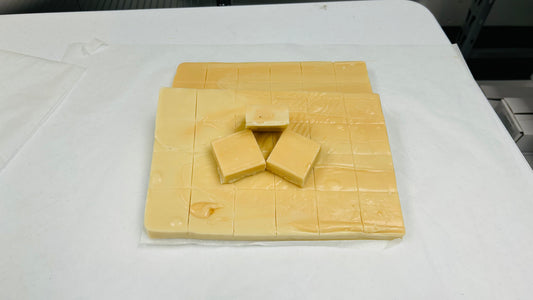 Peaches N' Cream Fudge - (48) 2oz Pre-Cut Pieces - 6lb Total Weight