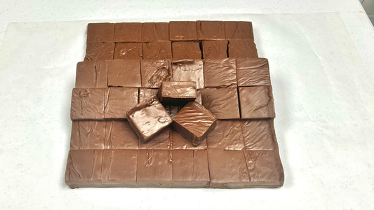 Sugar-Free Milk Chocolate Fudge (40) 2oz Pre-Cut Pieces - 5lb Total Weight